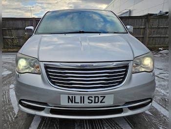 Used Chrysler Grand Voyager 2011 for sale - 78197196: Photo