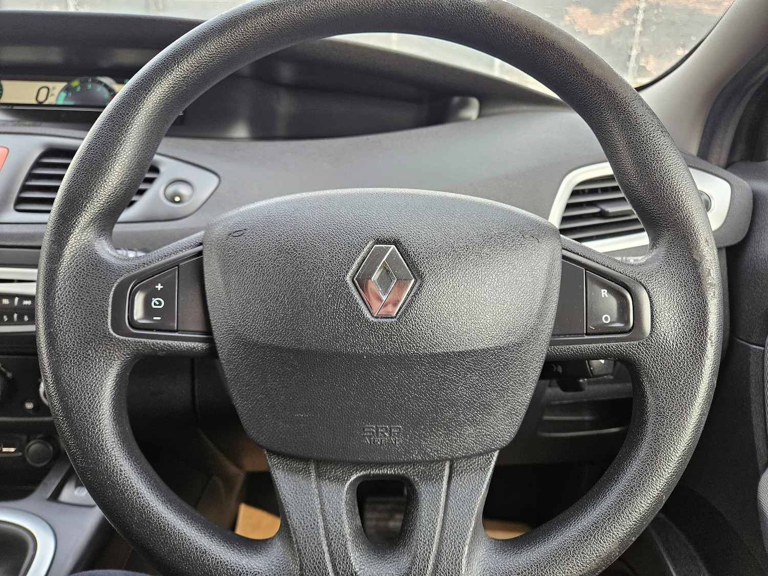 Used Renault Grand Scenic 2011 for sale - 76531497: Photo 22