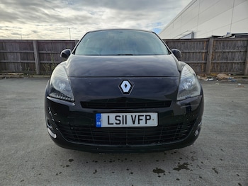 Used Renault Grand Scenic 2011 for sale - 76531497: Photo