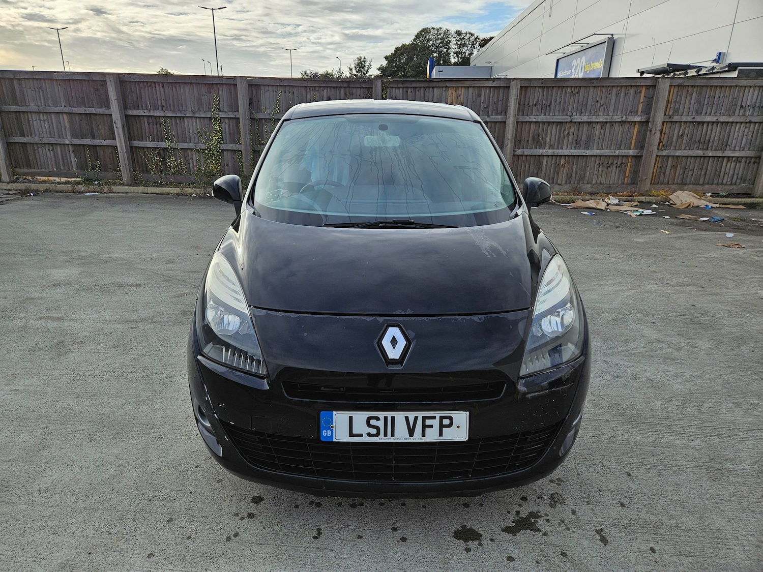 Used Renault Grand Scenic 2011 for sale - 76531497: Photo 3