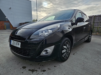 Used Renault Grand Scenic 2011 for sale - 76531497: Photo