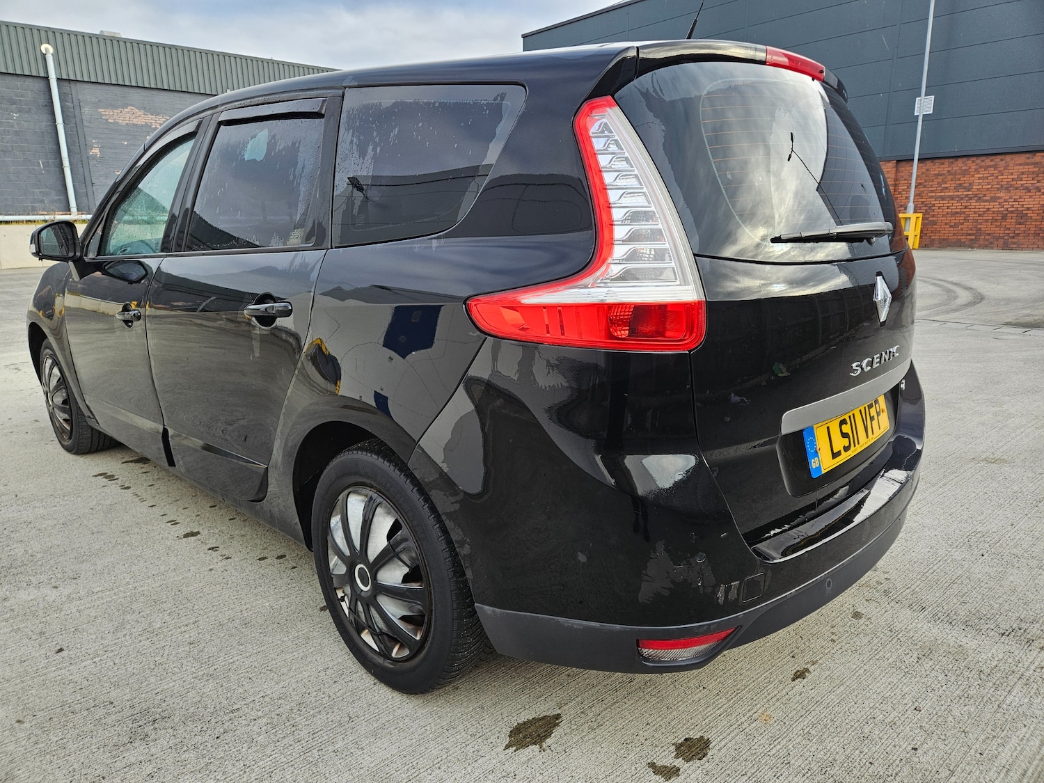 Used Renault Grand Scenic 2011 for sale - 76531497: Photo 8