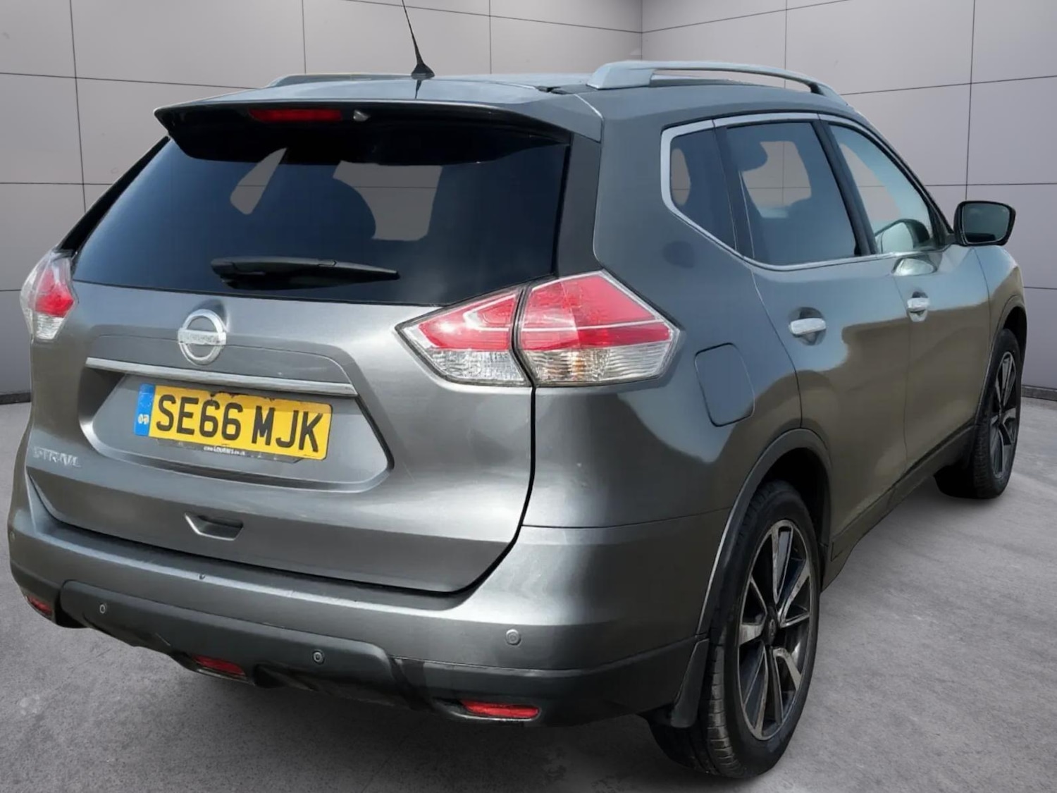 Used Nissan X-Trail 2017 for sale - 78074858: Photo 4