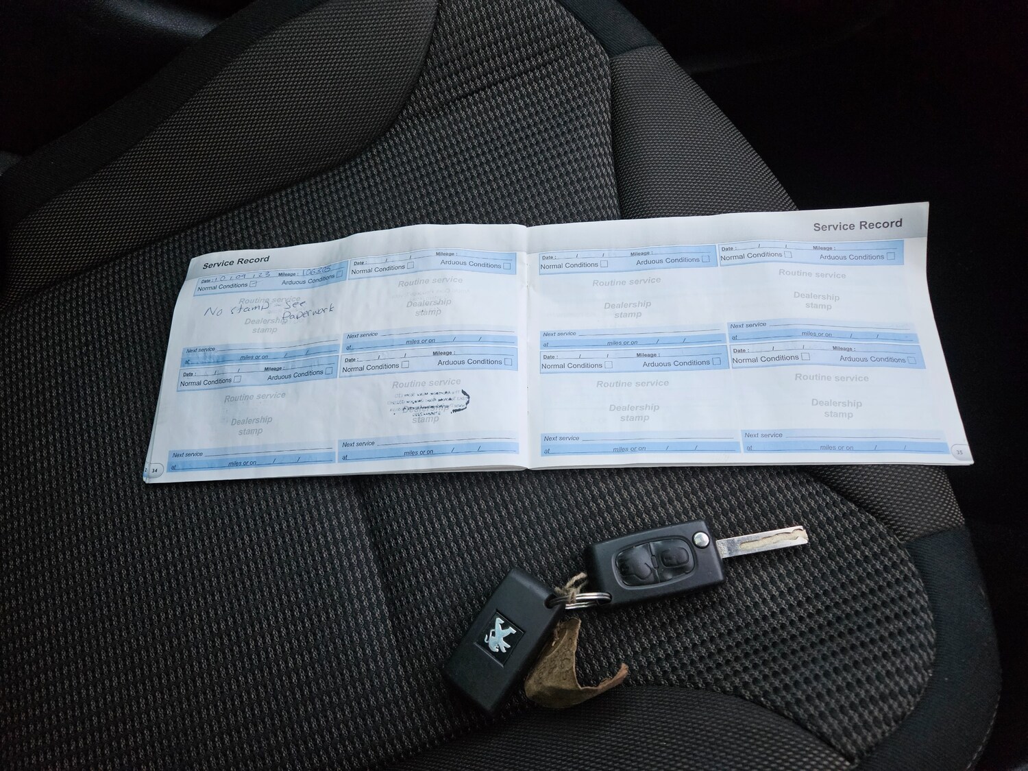 Used Peugeot 308 2014 for sale - 77931759: Photo 27