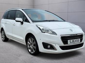 Used Peugeot 5008 2016 for sale - 79608472: Photo