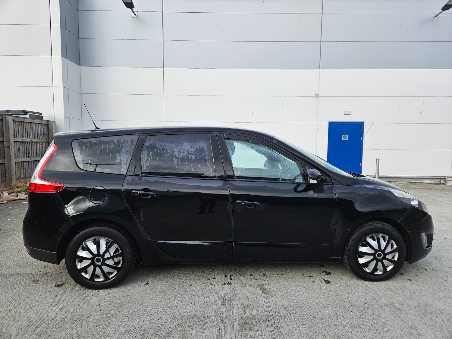 Used Renault Grand Scenic 2011 for sale - 75717847: Photo 11