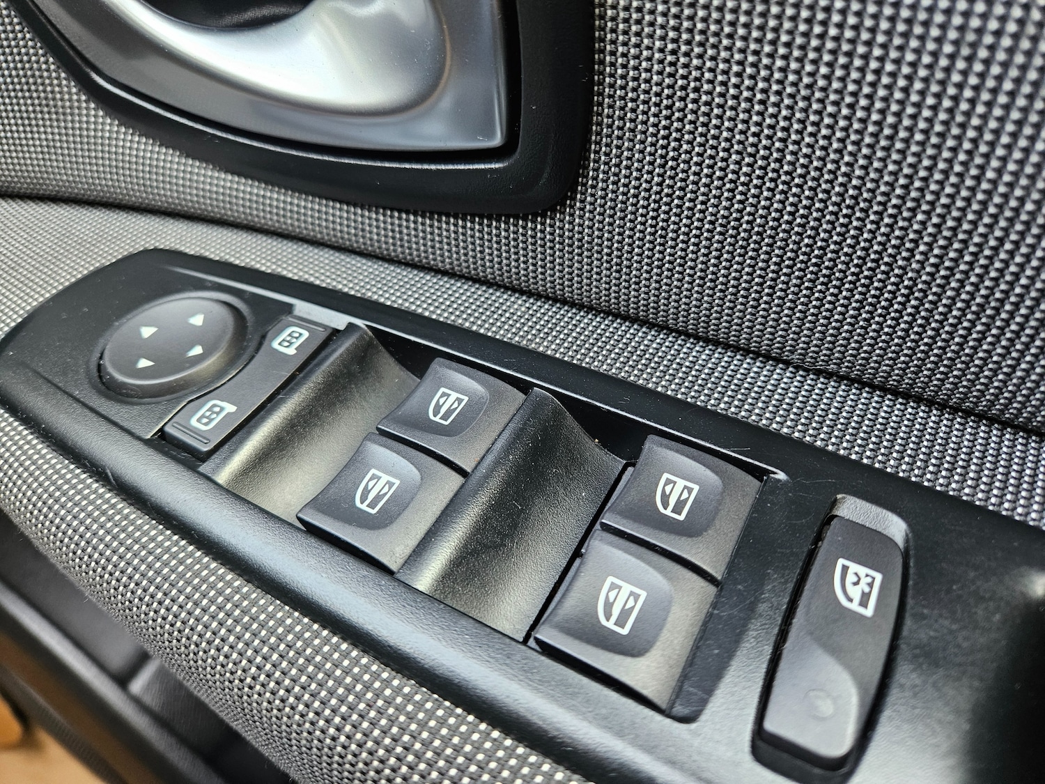 Used Renault Grand Scenic 2011 for sale - 75717847: Photo 23