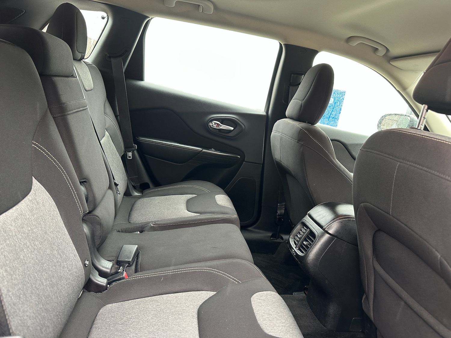 Used Jeep Cherokee for sale - 78197212: Photo 10