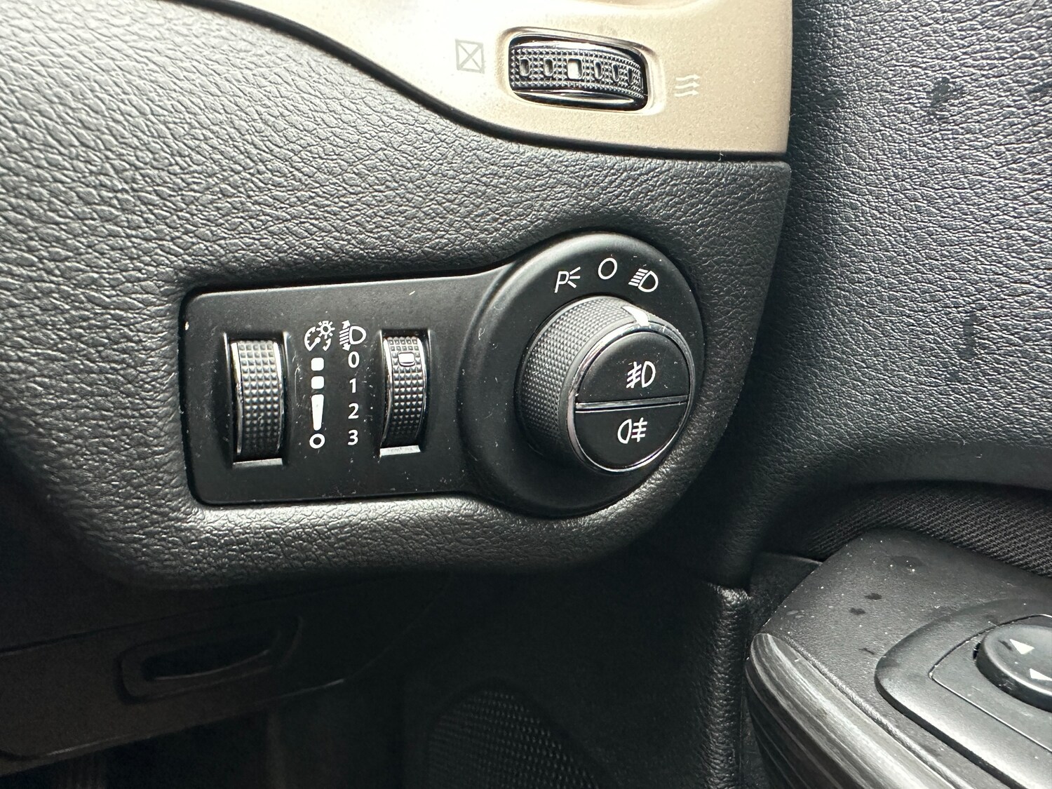 Used Jeep Cherokee for sale - 78197212: Photo 22