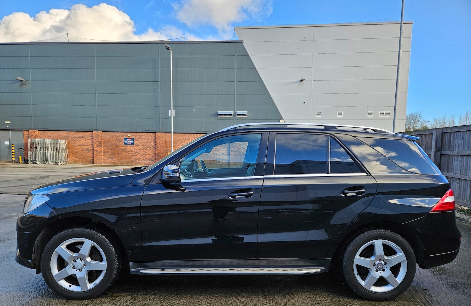 Used Mercedes-Benz M Class for sale - 78197207: Photo 4