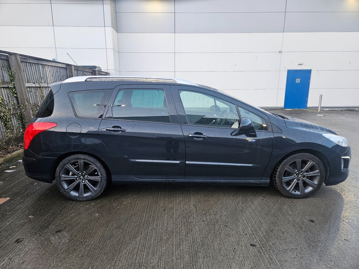 Used Peugeot 308 2014 for sale - 77364096: Photo 11