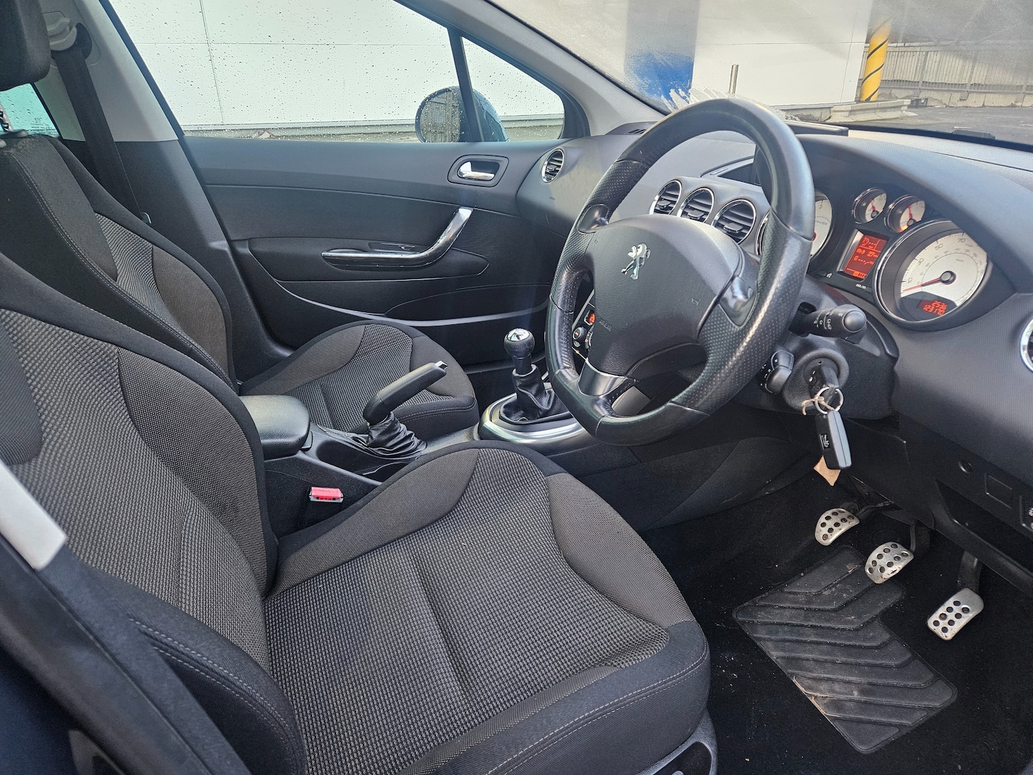 Used Peugeot 308 2014 for sale - 77364096: Photo 17