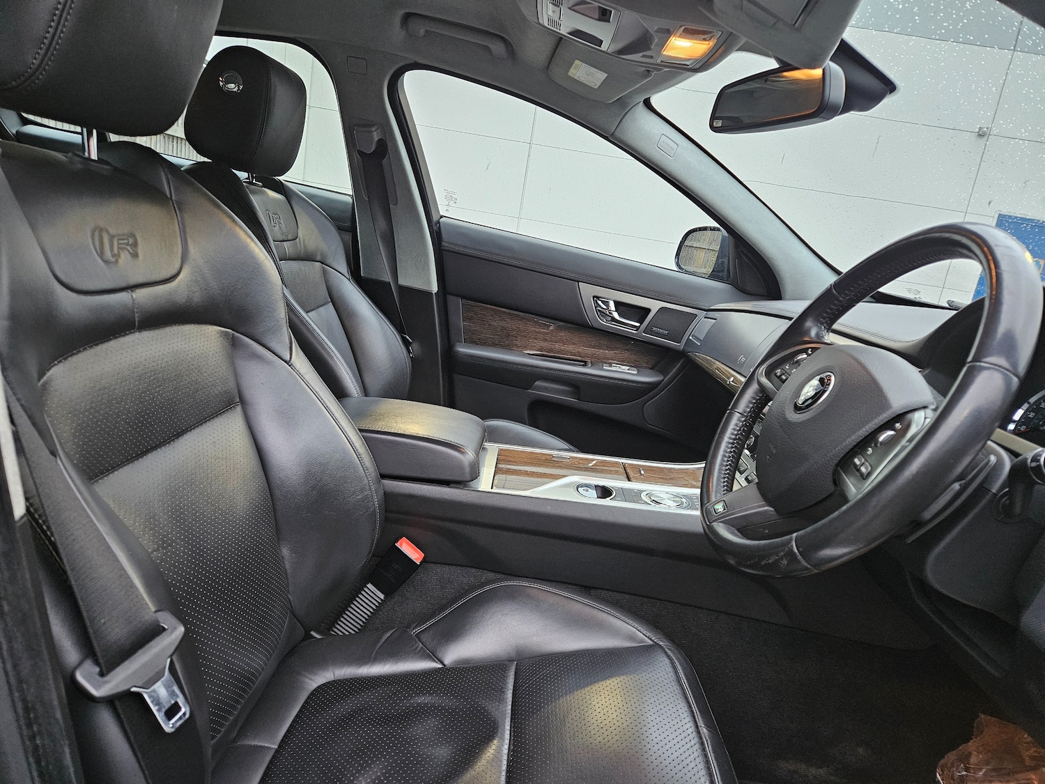 Used Jaguar XF 2014 for sale - 77310939: Photo 15