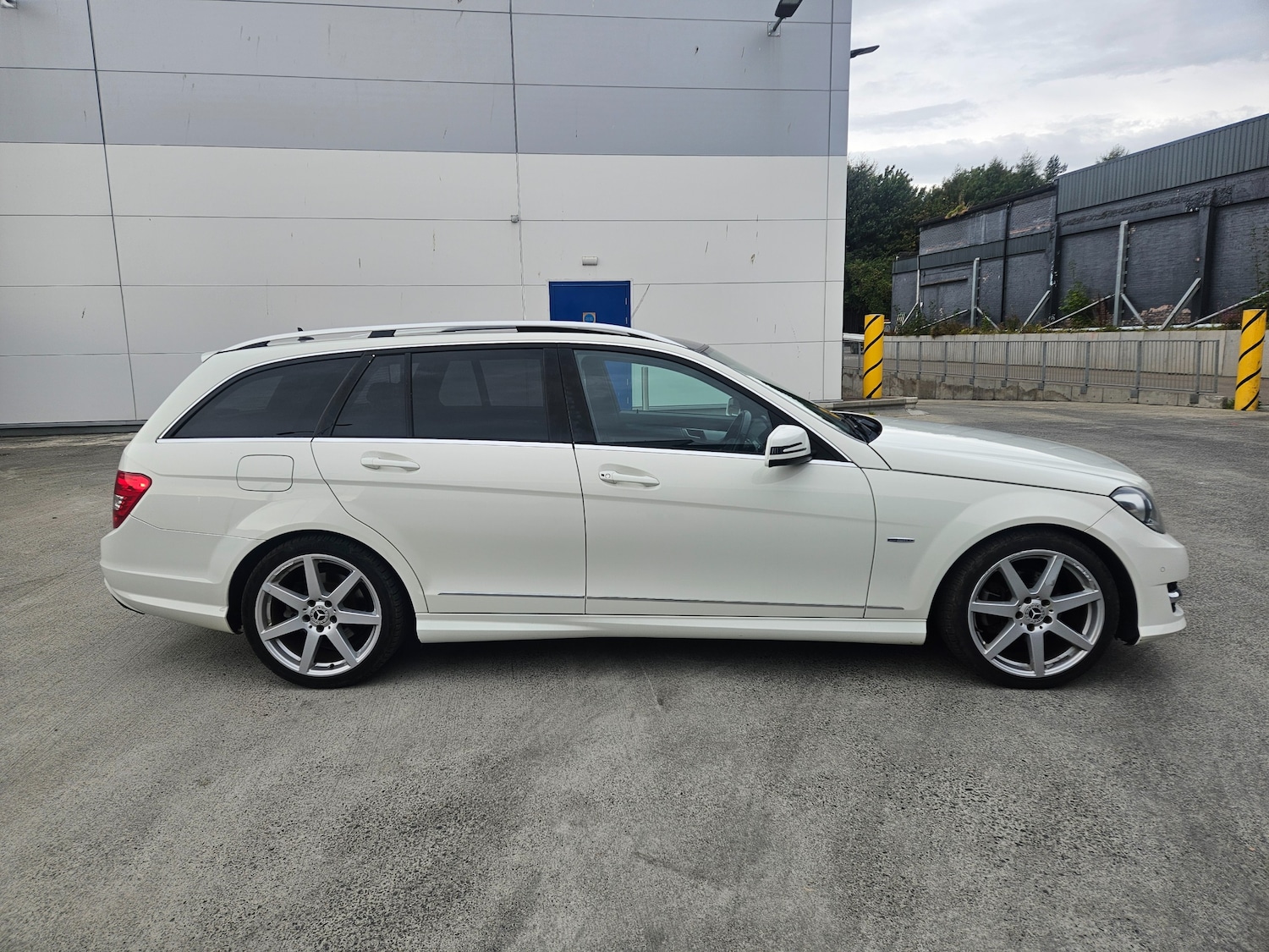 Used Mercedes-Benz C Class 2011 for sale - 76969104: Photo 6