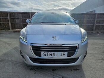 Used Peugeot 5008 2014 for sale - 77855840: Photo