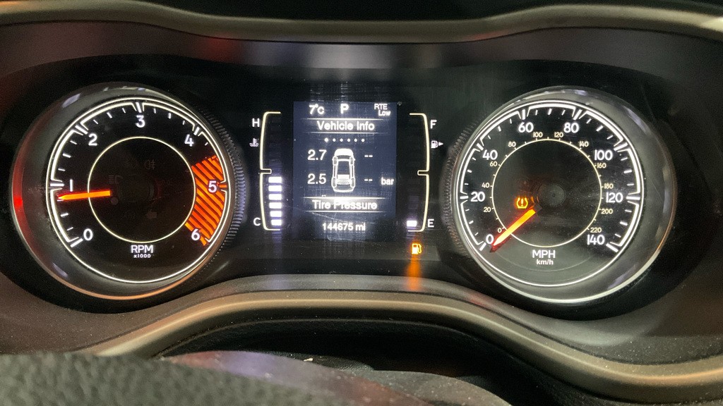 Used Jeep Cherokee 2015 for sale - 77578864: Photo 8