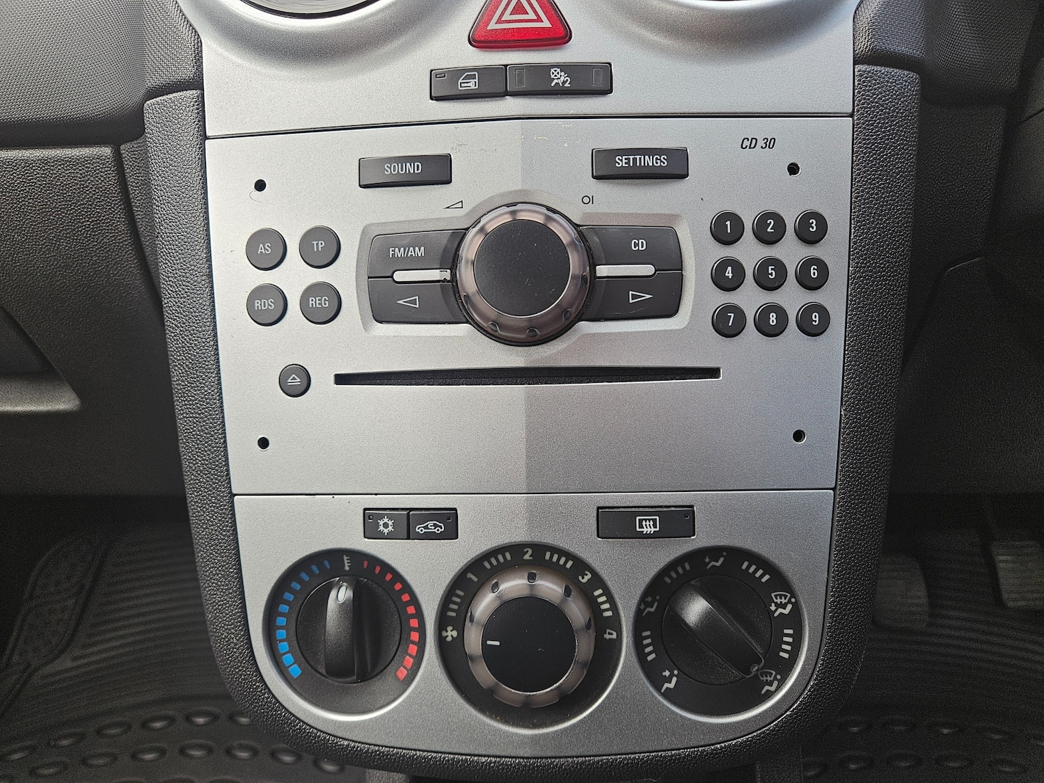 Used Vauxhall Corsa 2011 for sale - 76531494: Photo 15