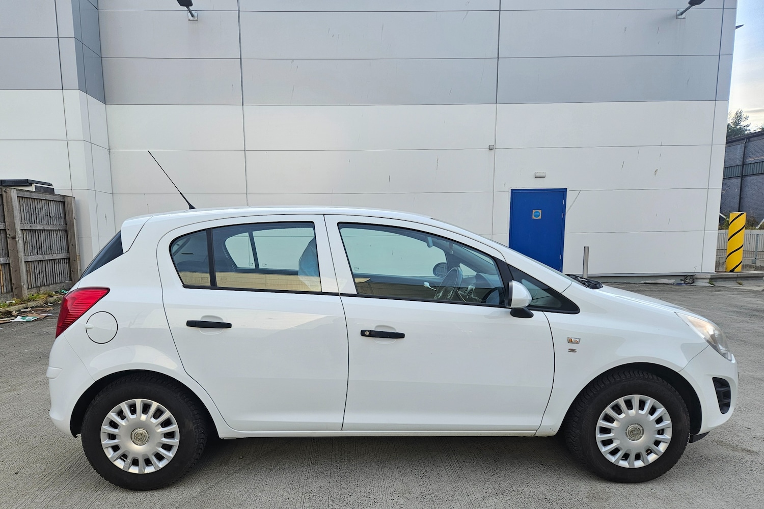 Used Vauxhall Corsa 2011 for sale - 76531494: Photo 8