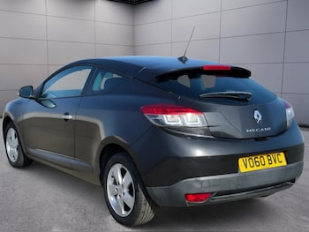Used Renault Megane 2010 for sale - 78901332: Photo
