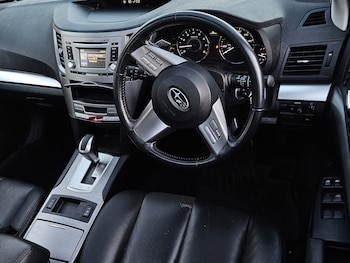 Used Subaru Outback 2013 for sale - 76074856: Photo 4