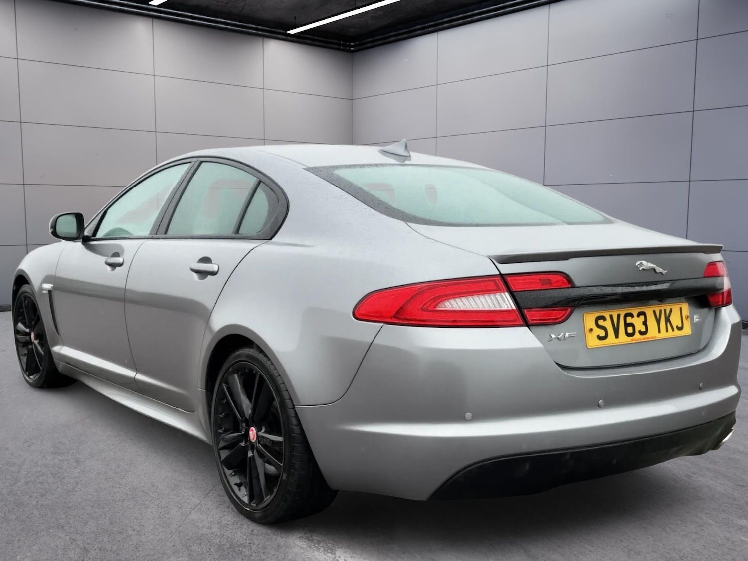 Used Jaguar XF 2014 for sale - 78141923: Photo 5