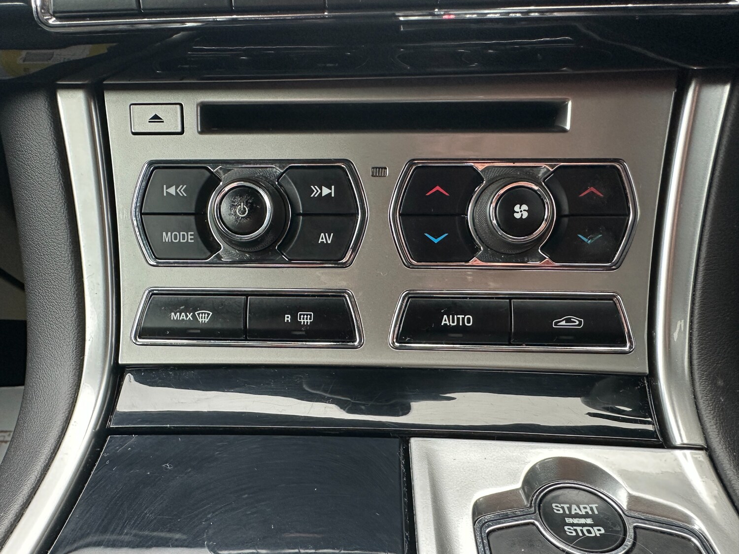 Used Jaguar XF 2014 for sale - 77634742: Photo 16