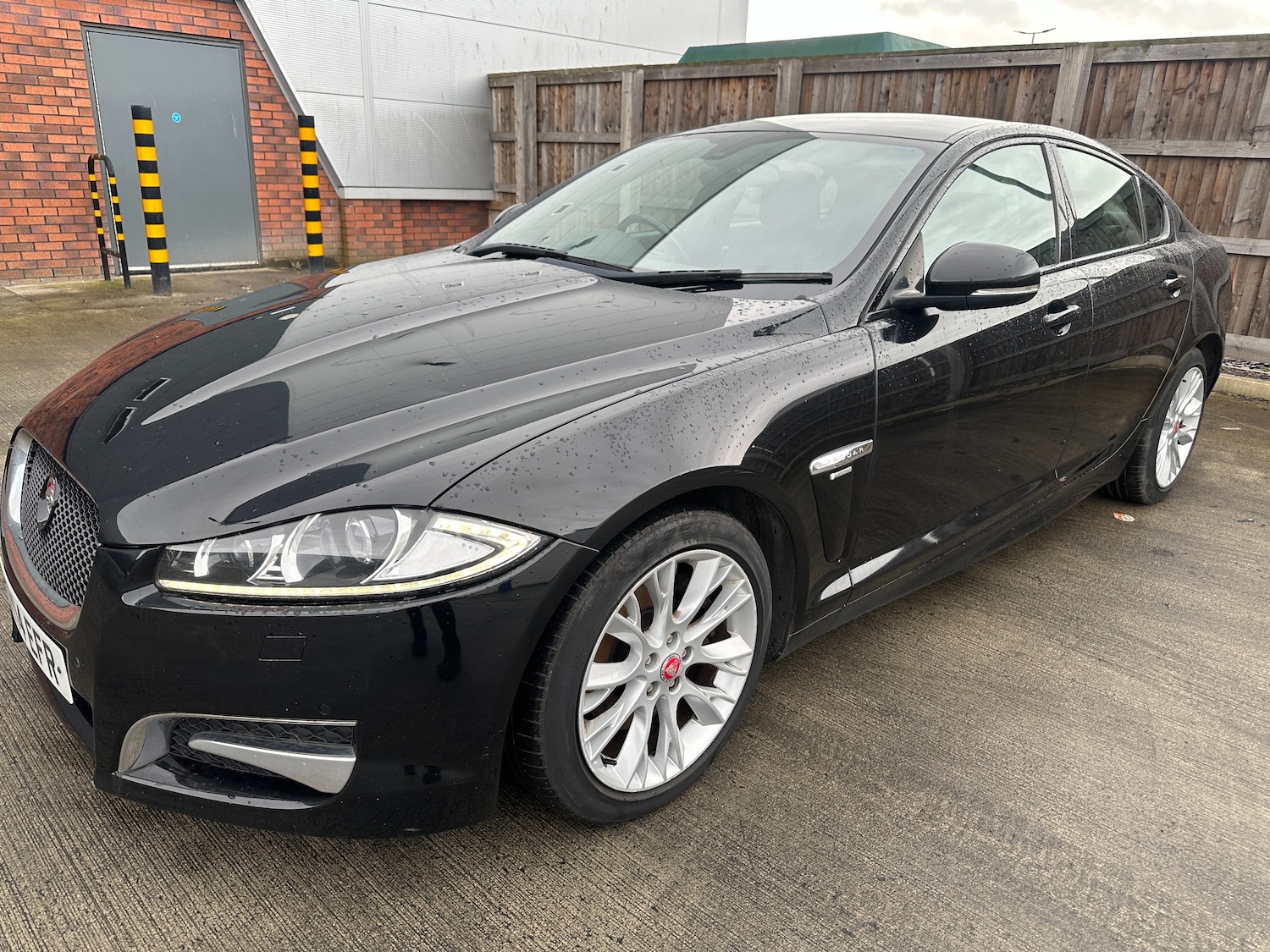 Used Jaguar XF 2014 for sale - 77634742: Photo 4