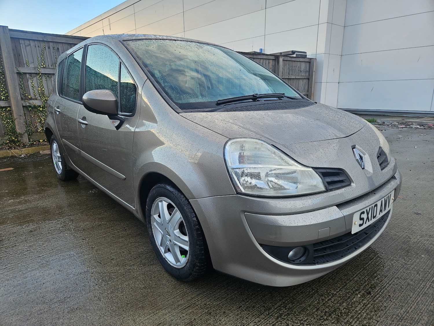 Used Renault Grand Modus 2010 for sale - 77019198: Photo 1