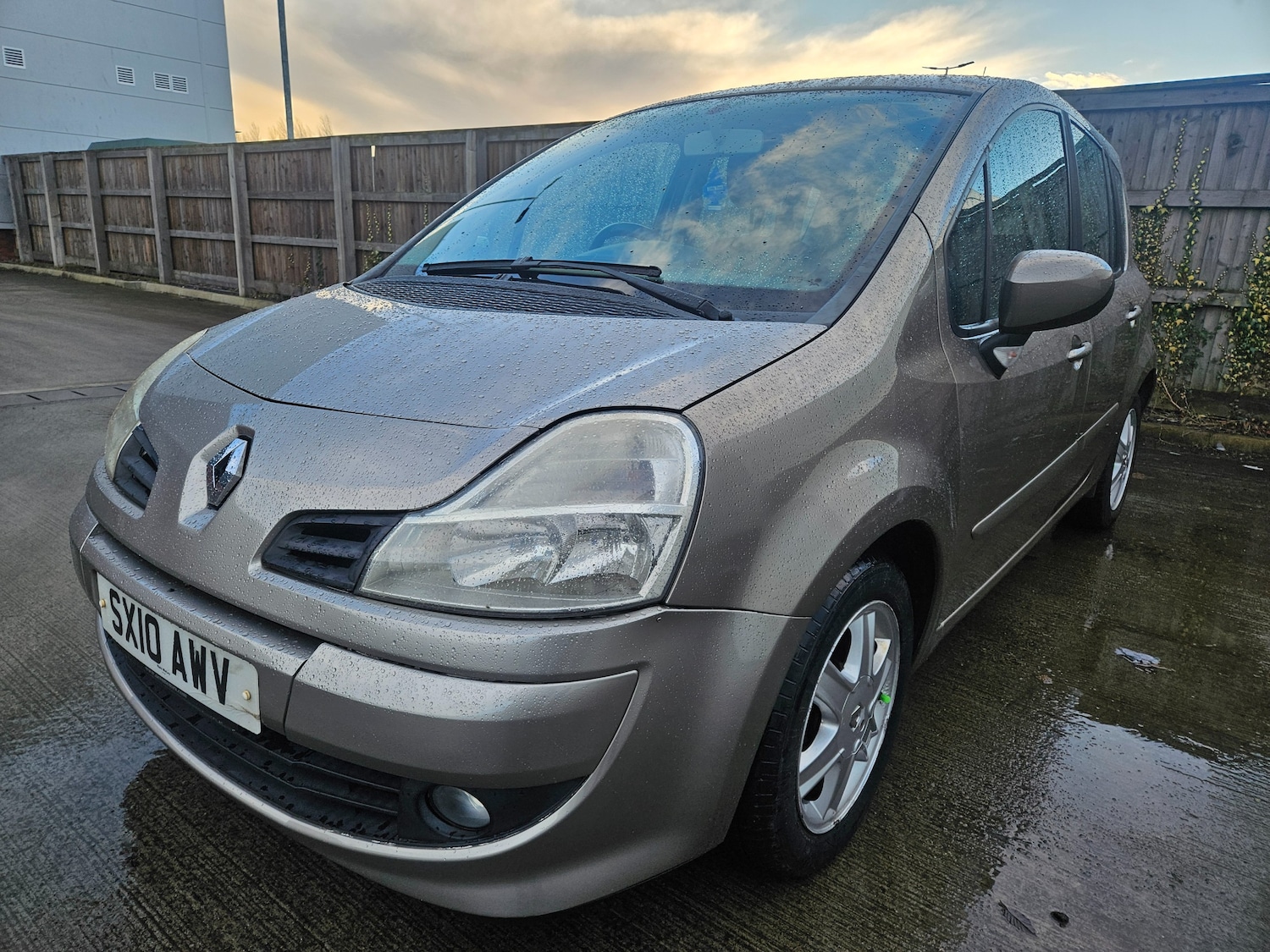 Used Renault Grand Modus 2010 for sale - 77019198: Photo 4