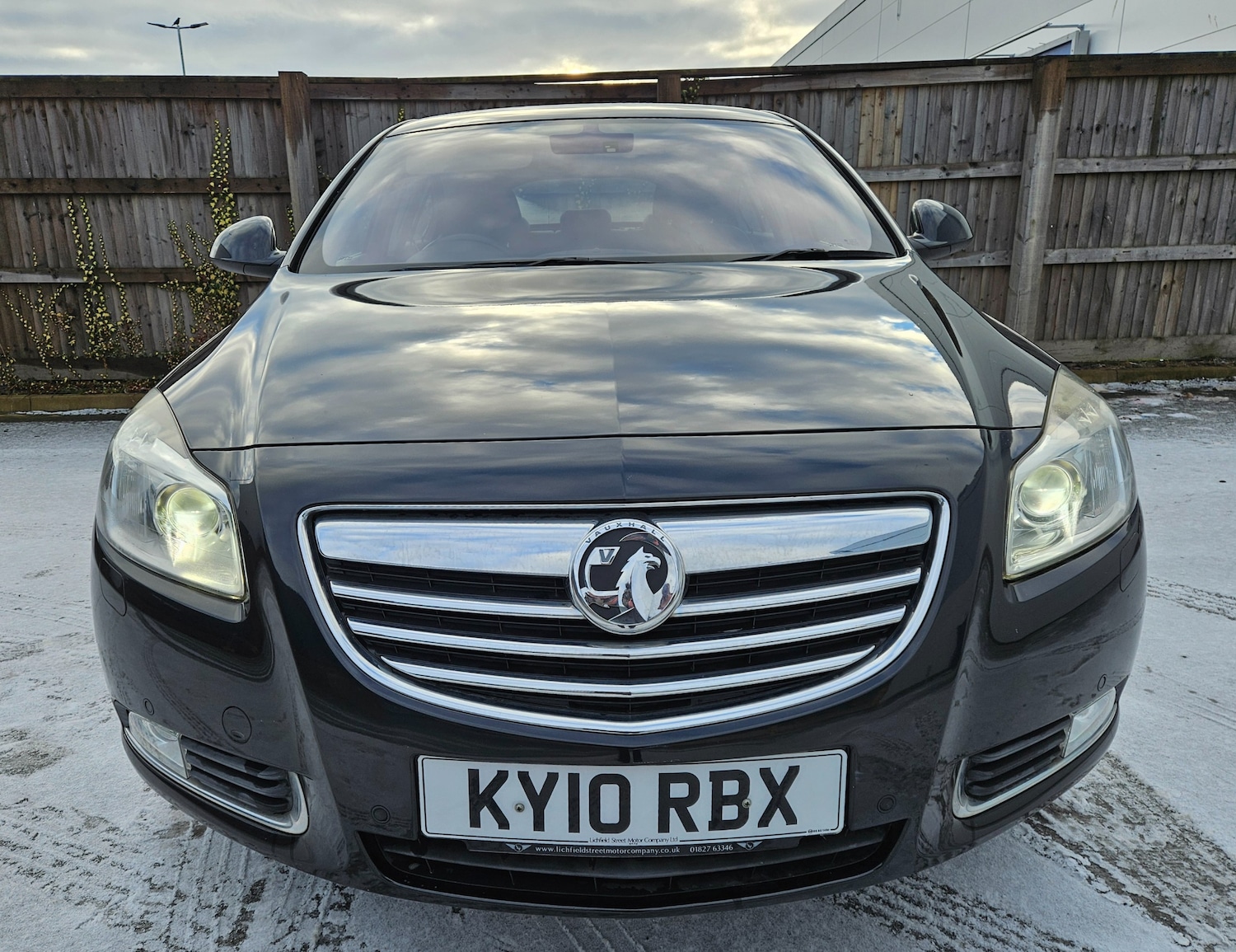 Used Vauxhall Insignia 2010 for sale - 77614647: Photo 3
