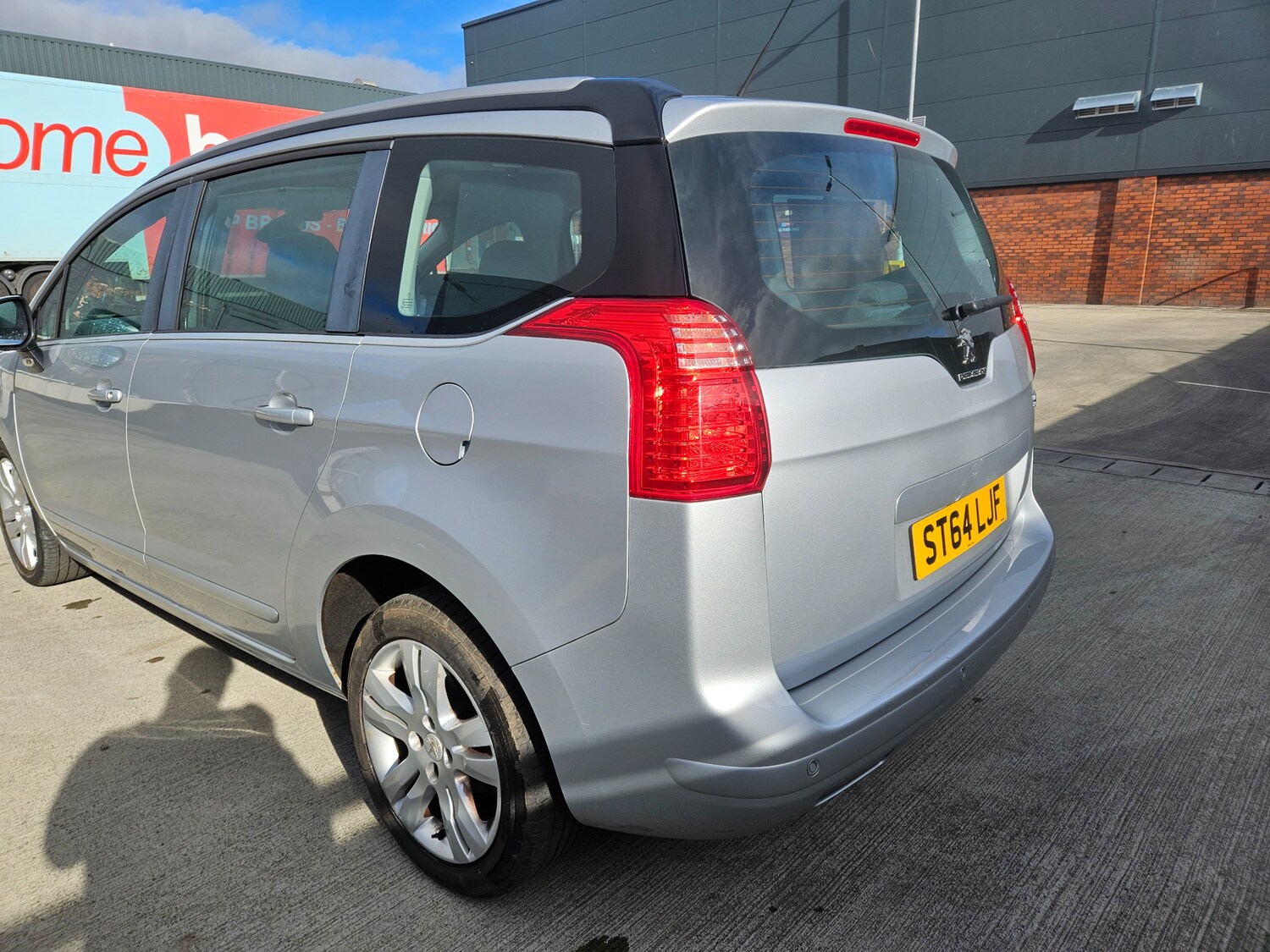 Used Peugeot 5008 2014 for sale - 77614658: Photo 6