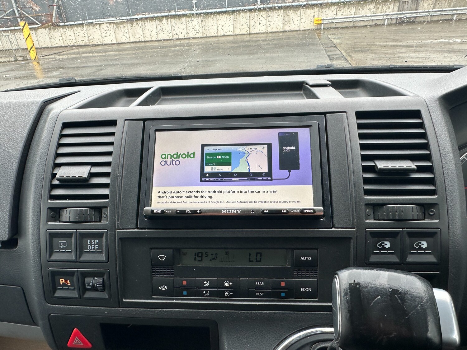 Used Volkswagen Caravelle for sale - 77688224: Photo 15