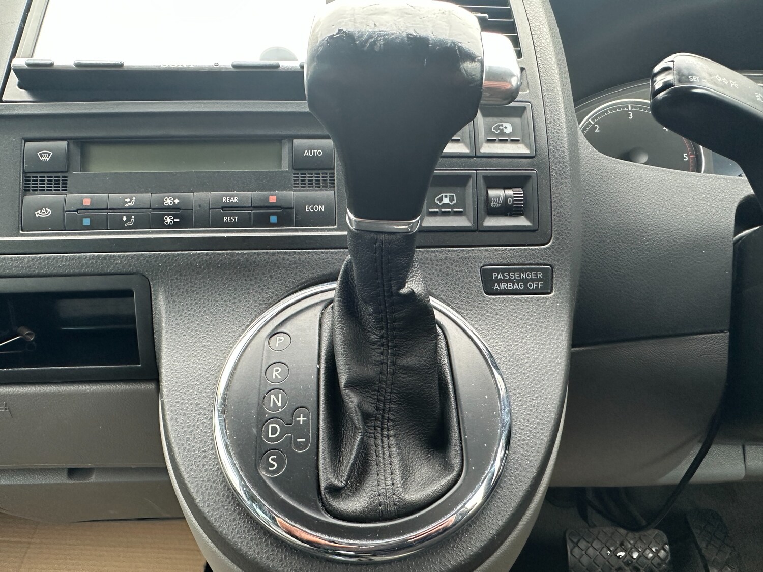 Used Volkswagen Caravelle for sale - 77688224: Photo 18