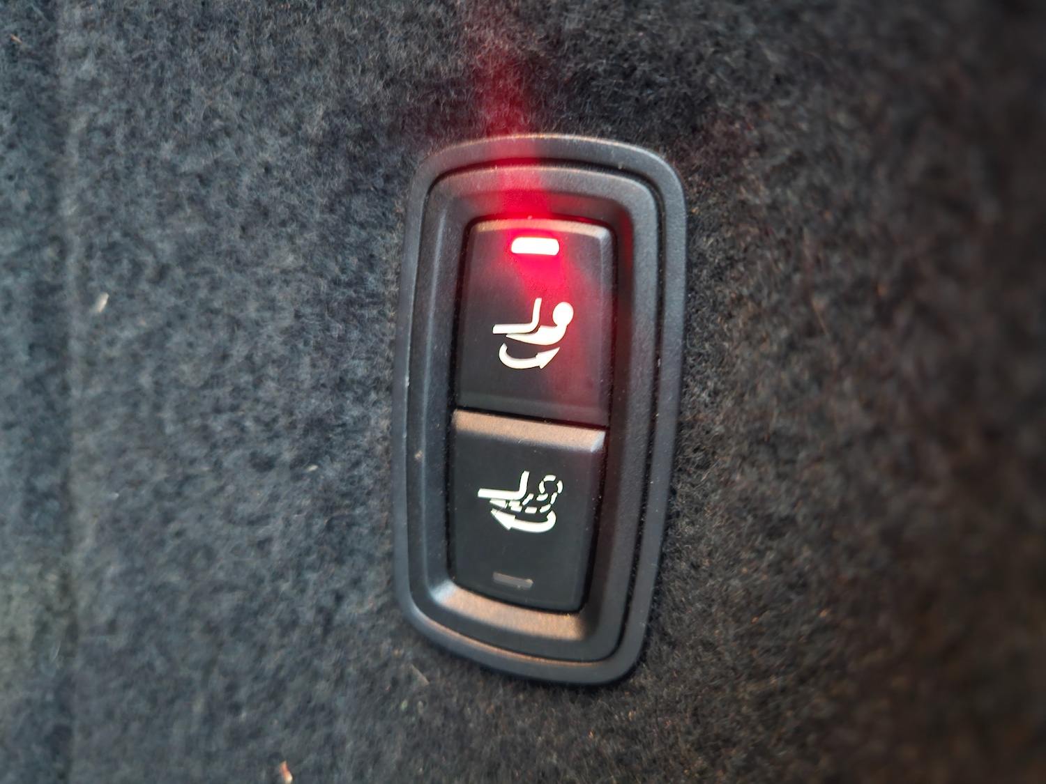 Used Porsche Cayenne 2011 for sale - 76748527: Photo 16