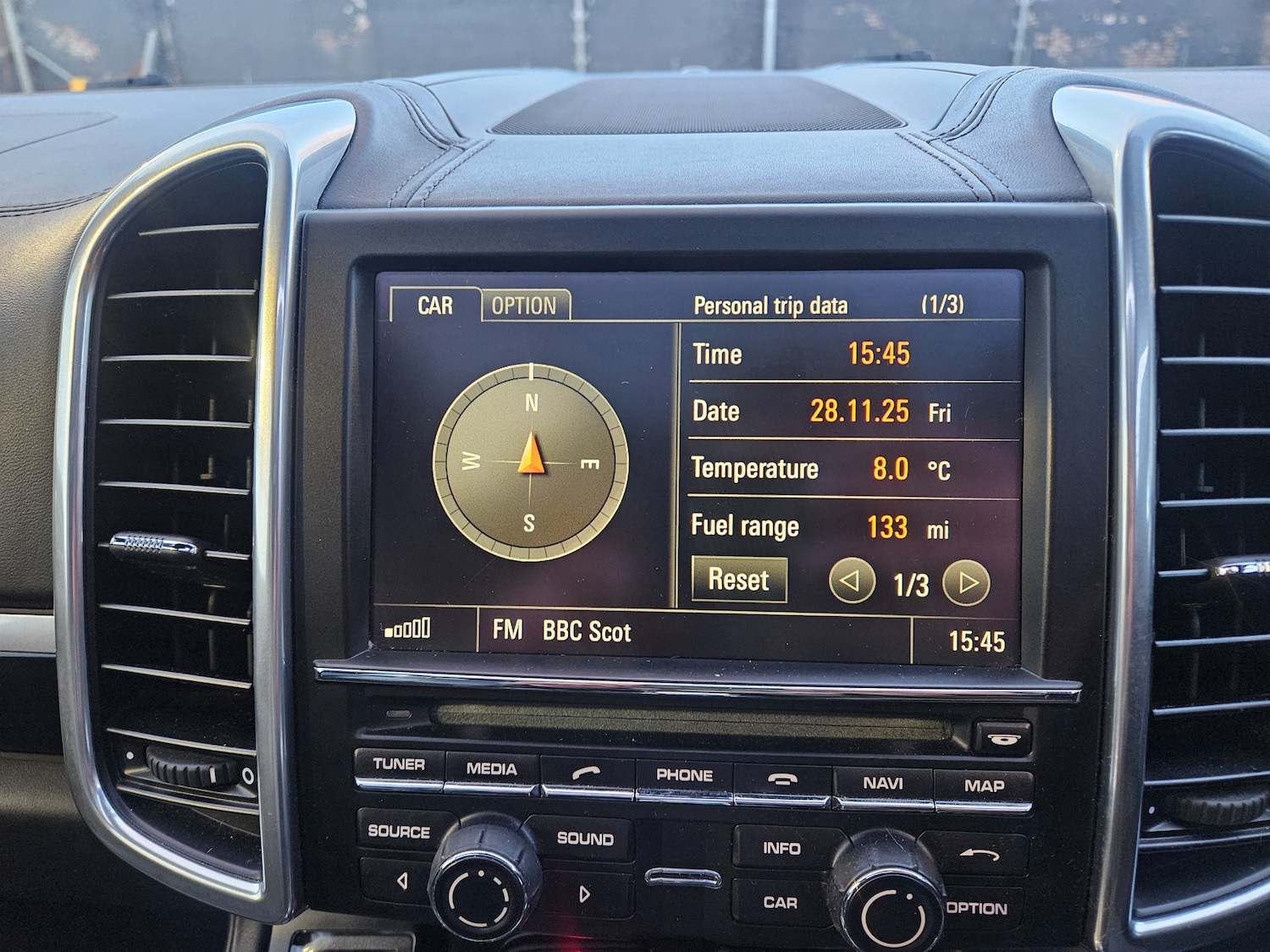 Used Porsche Cayenne 2011 for sale - 76748527: Photo 26