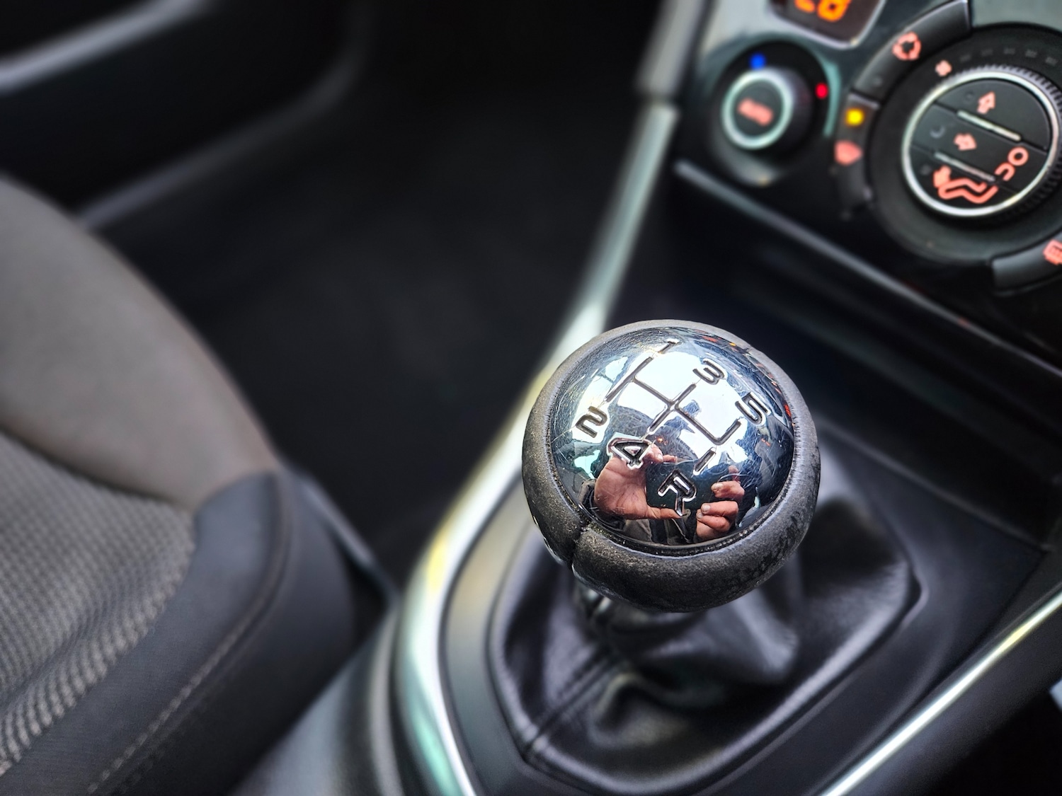 Used Peugeot 308 2014 for sale - 77113450: Photo 24