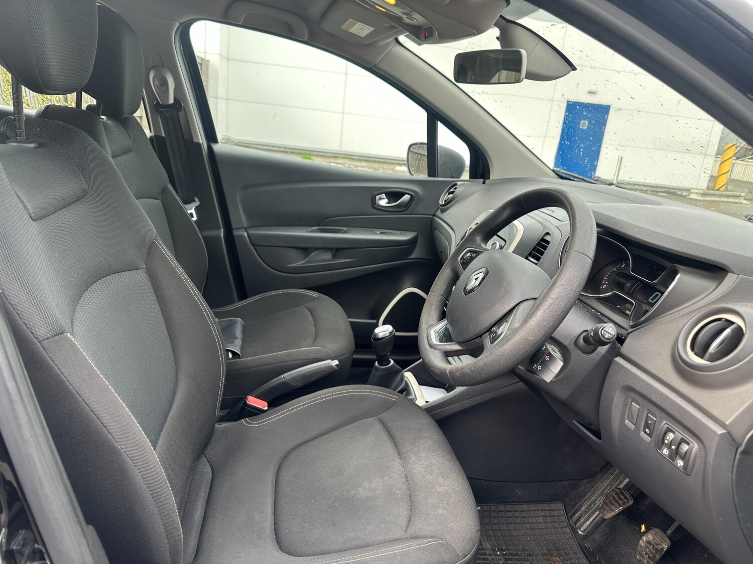 Used Renault Captur for sale - 77688222: Photo 9