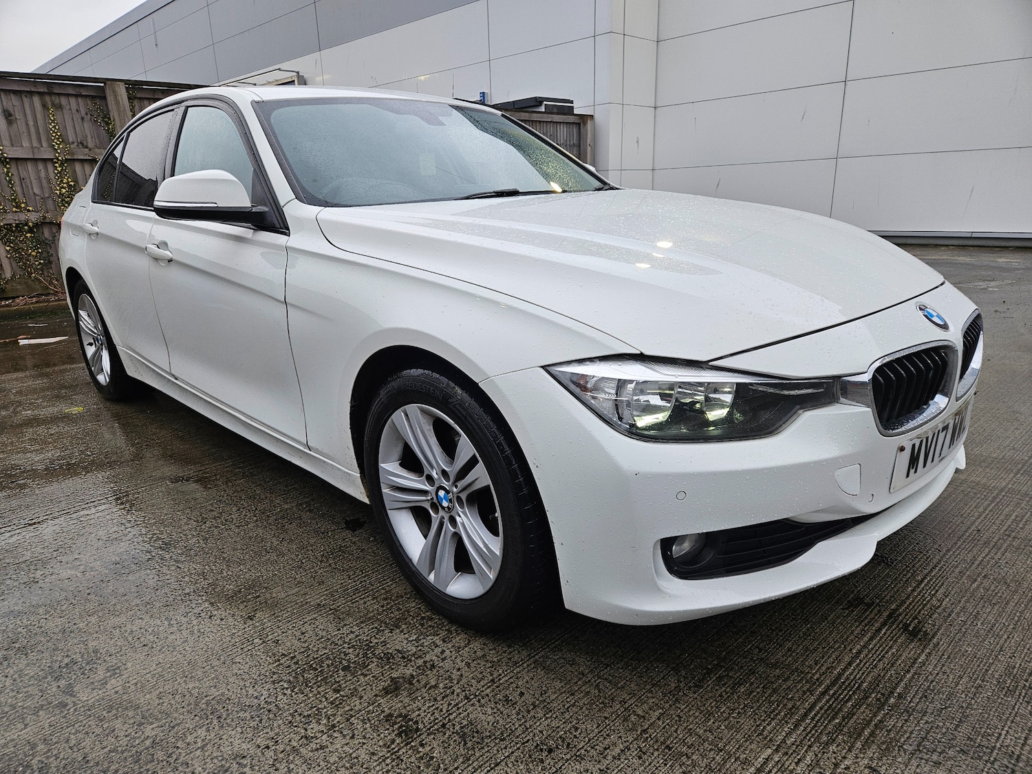 Used BMW 3 Series for sale - 77759515: Photo 2