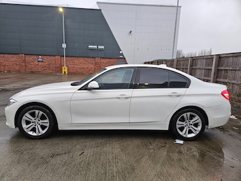 Used BMW 3 Series 2017 for sale - 77759515: Photo