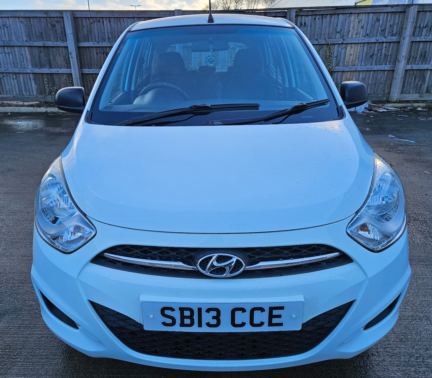 Used Hyundai i10 for sale - 77501894: Photo 2