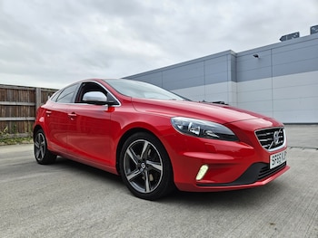 Volvo - V40