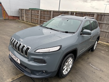 Used Jeep Cherokee 2015 for sale - 78594000: Photo