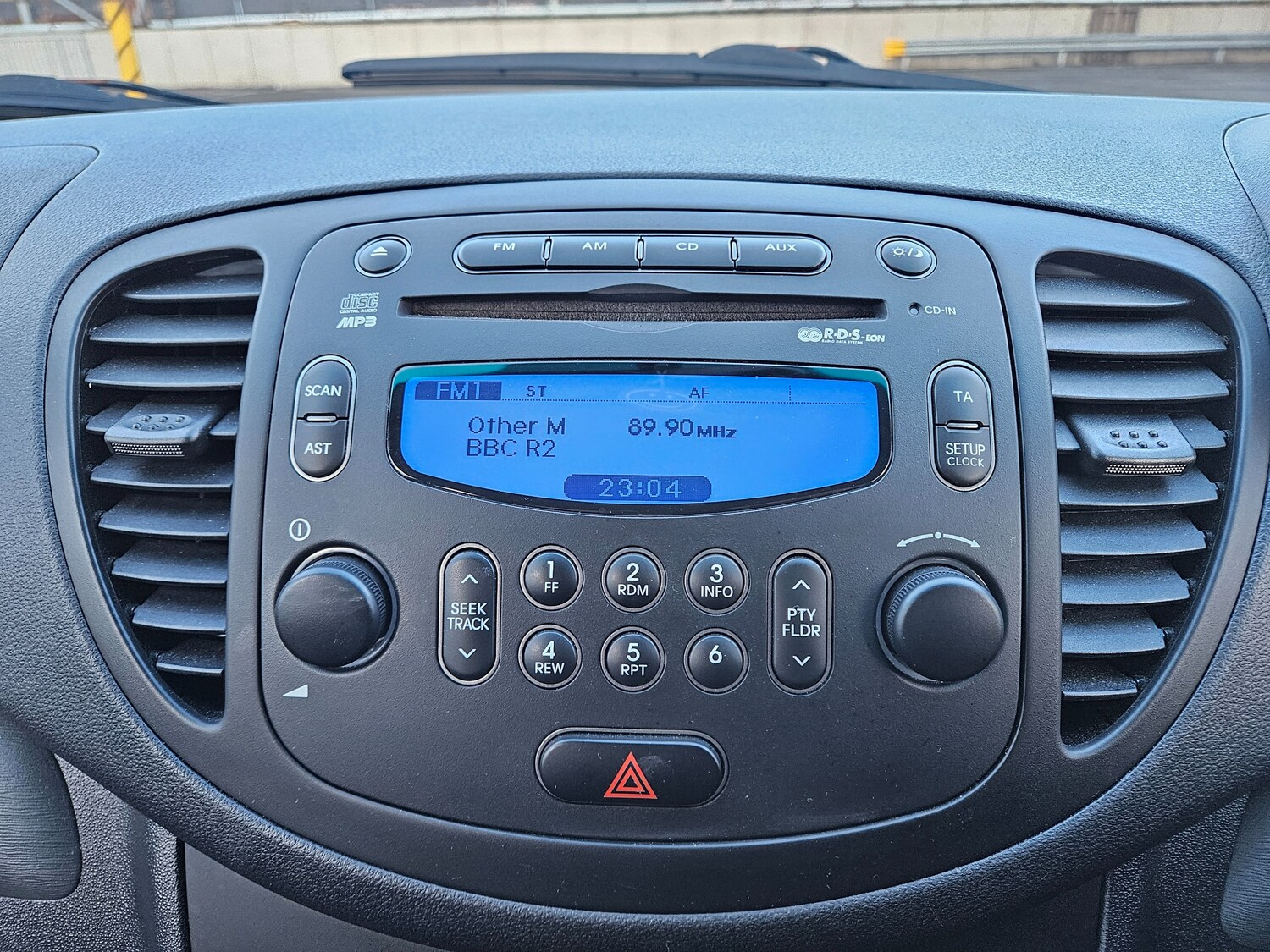 Used Hyundai i10 2013 for sale - 77614620: Photo 17