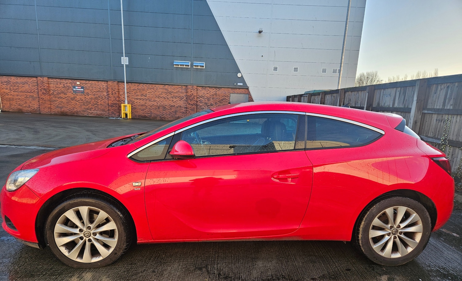 Used Vauxhall Astra for sale - 77501891: Photo 4