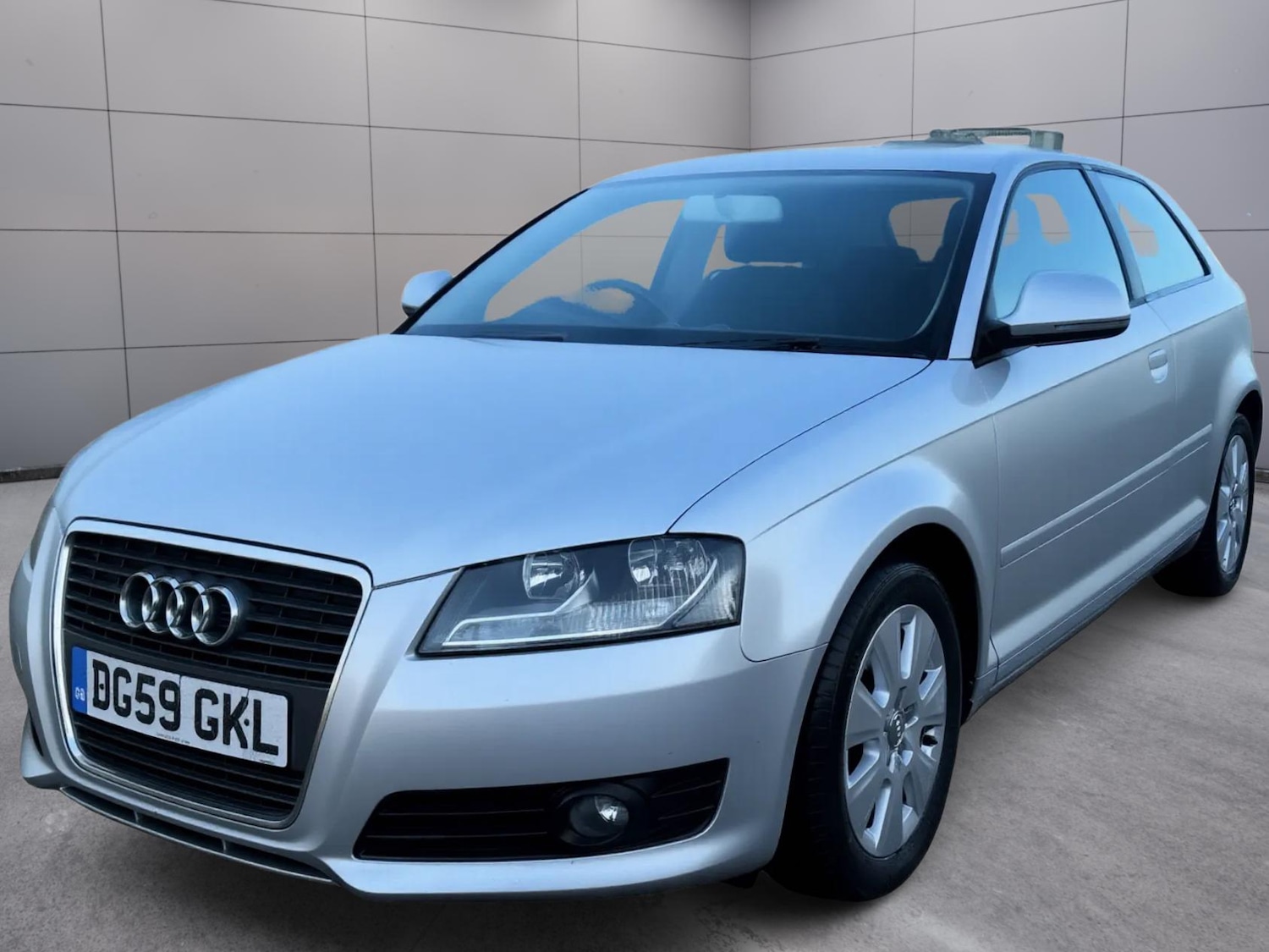 Used Audi A3 2009 for sale - 78139755: Photo 2