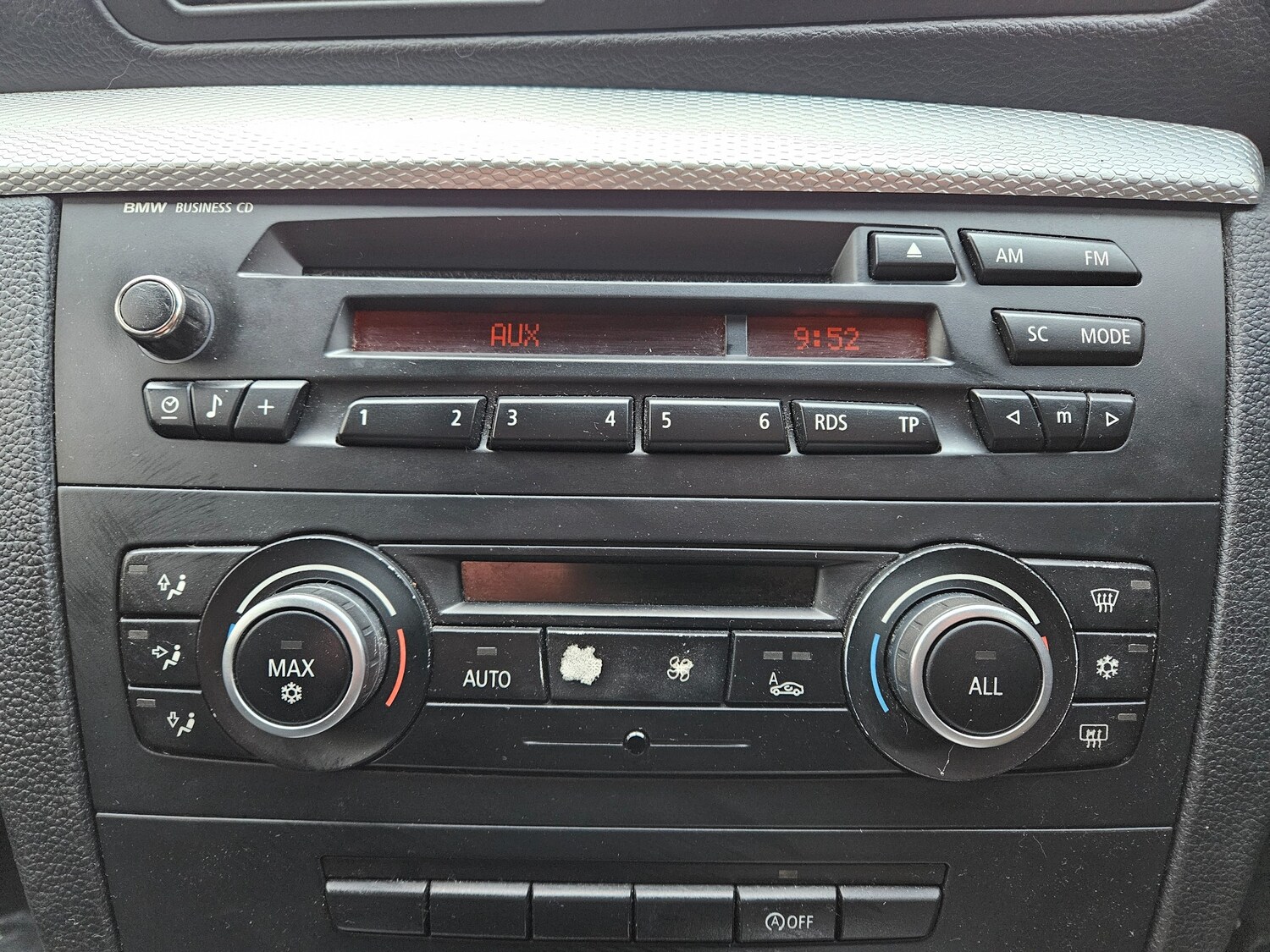 Used BMW 1 Series 2010 for sale - 77614650: Photo 12