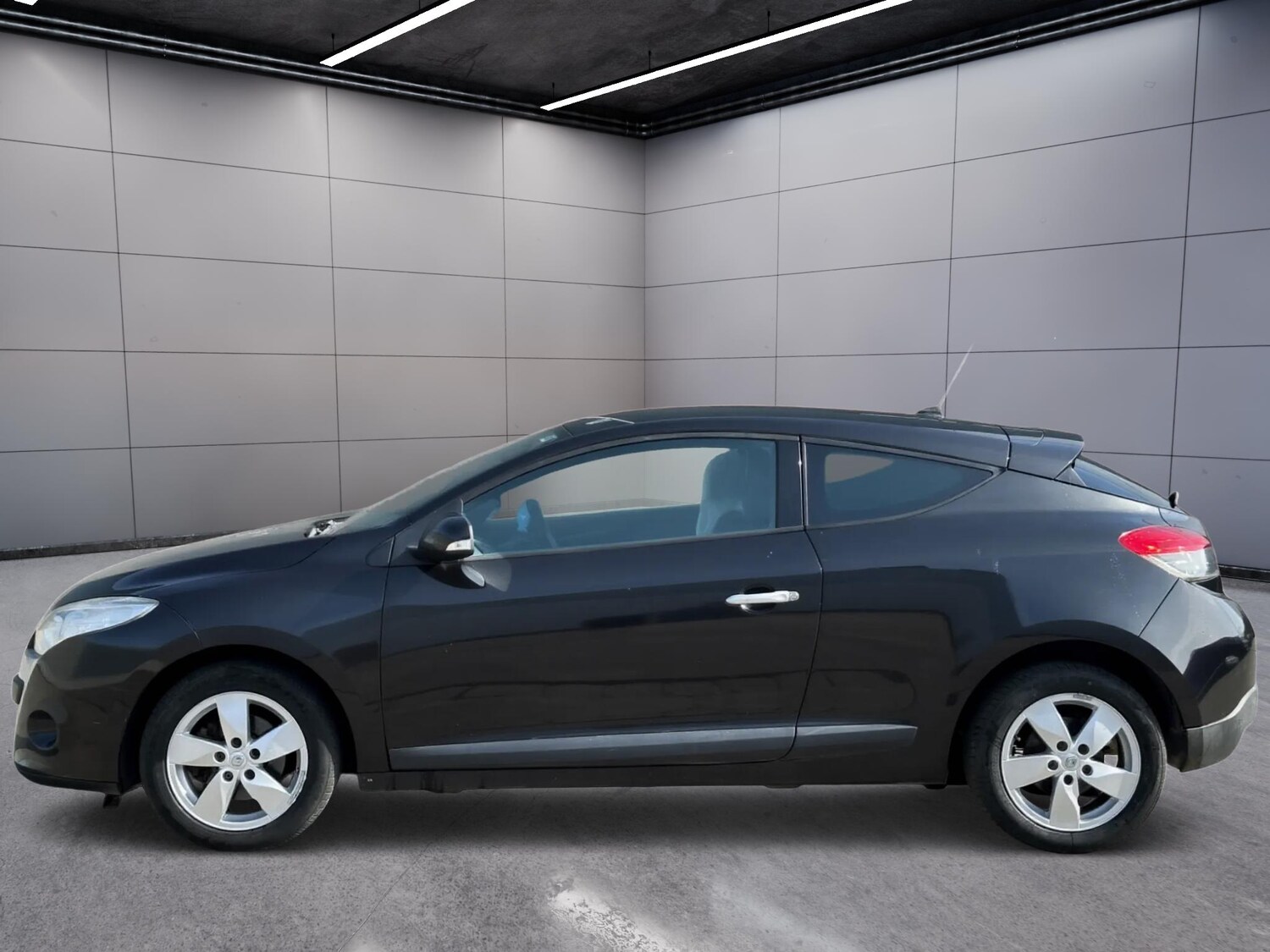 Used Renault Megane 2010 for sale - 77997659: Photo 7