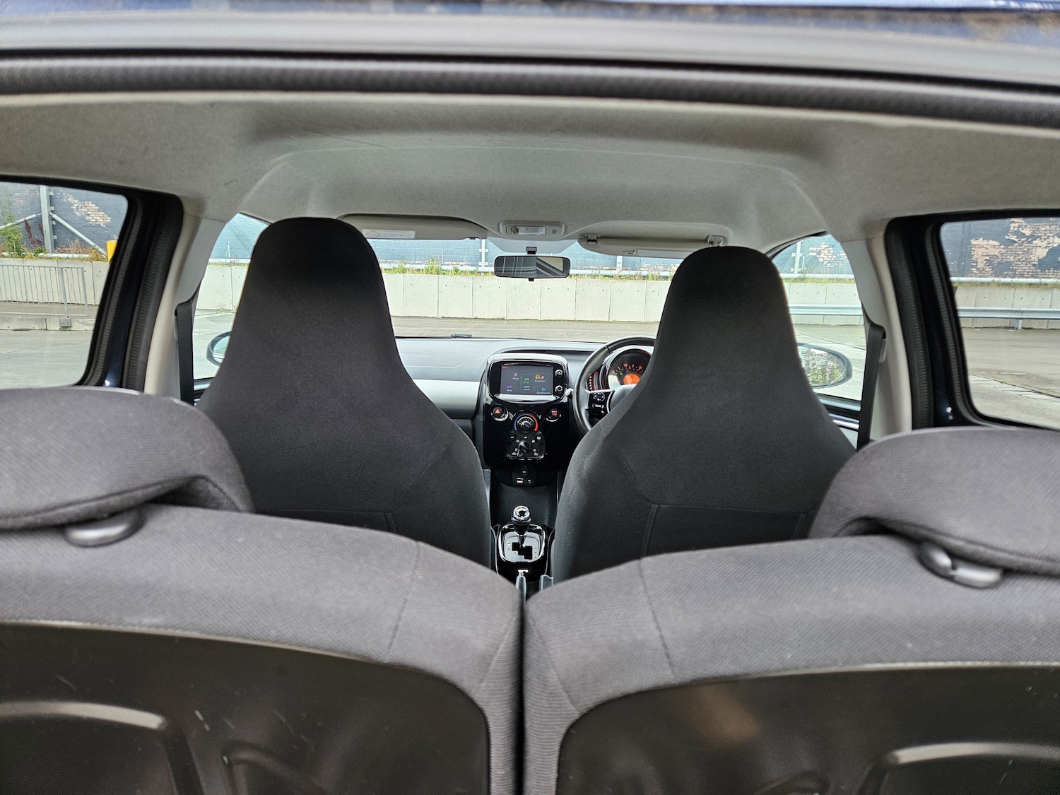 Used Peugeot 108 2016 for sale - 76830834: Photo 24