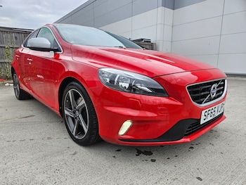 Used Volvo V40 2015 for sale - 76438930: Photo