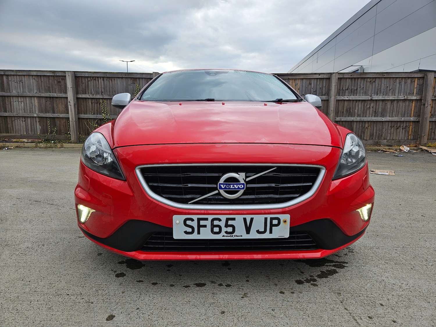 Used Volvo V40 2015 for sale - 76438930: Photo 3